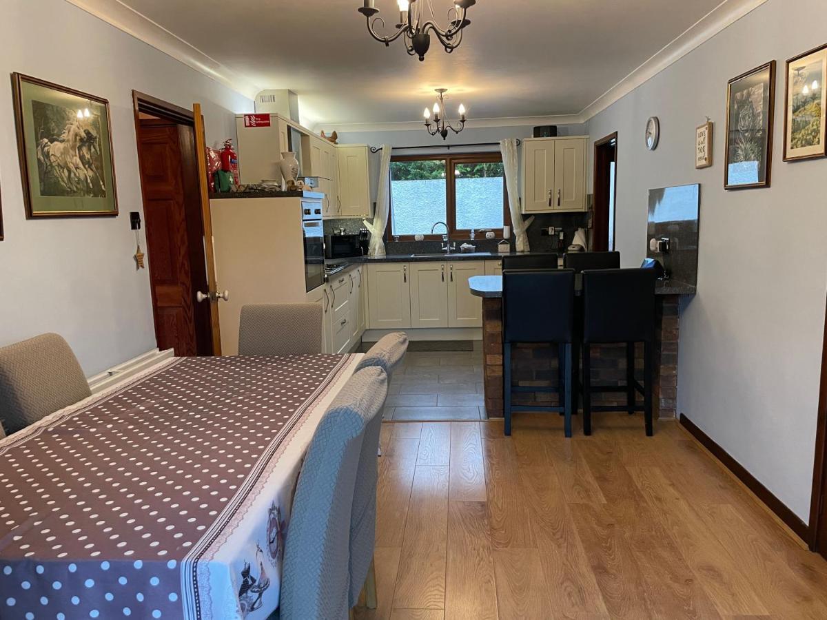 Dyffryn Taf - Spacious 3 Bedroom Bungalow Close To Amenities St Clears Dış mekan fotoğraf