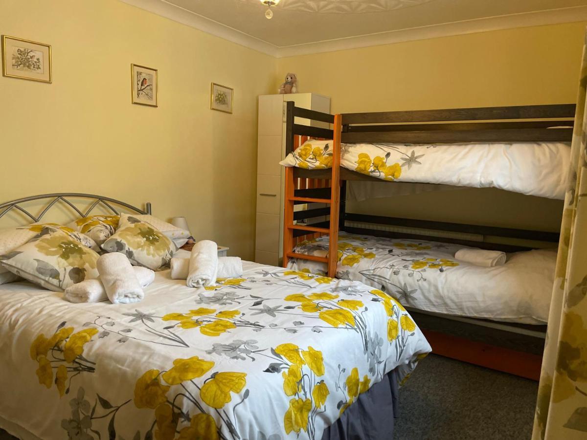 Dyffryn Taf - Spacious 3 Bedroom Bungalow Close To Amenities St Clears Dış mekan fotoğraf